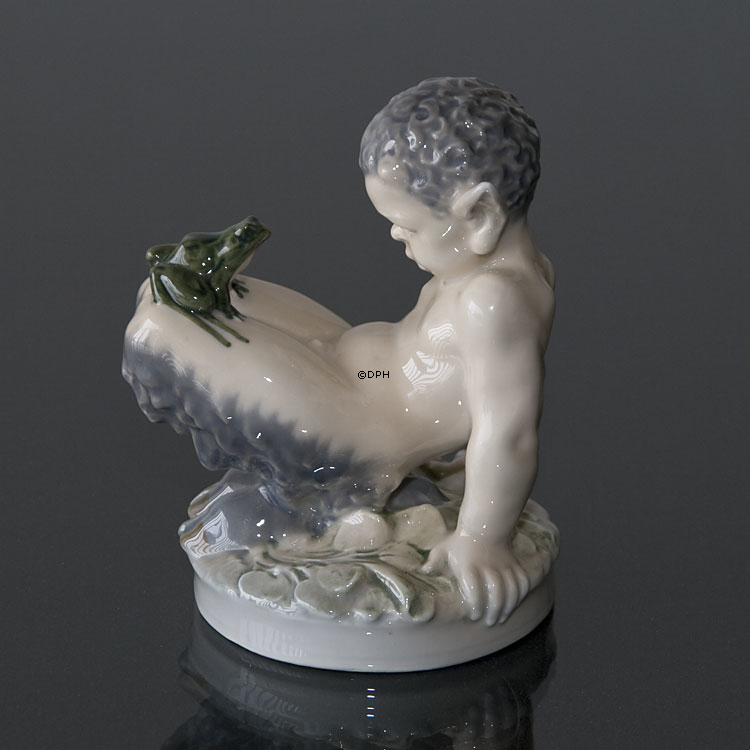 Faun med frø, Royal Copenhagen figur nr. 1713