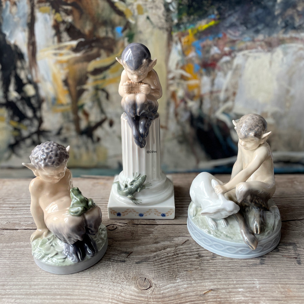 Faun med frø, Royal Copenhagen figur nr. 1713