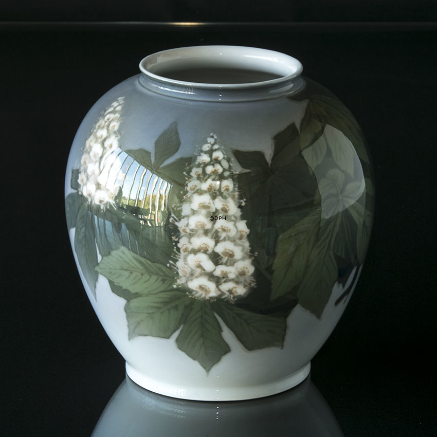 Vase med blomst, Royal Copenhagen nr. 1733-35-A