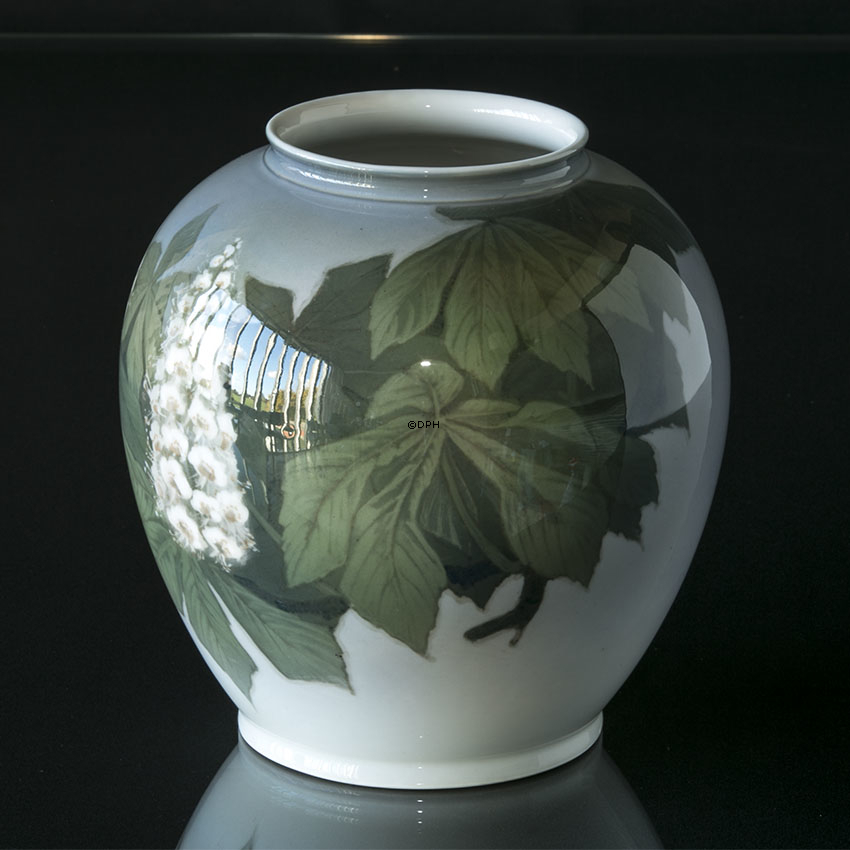 Vase med blomst, Royal Copenhagen nr. 1733-35-A