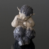 Satyr (Pan) spielt Flöte, Royal Copenhagen Figur Nr. 1736