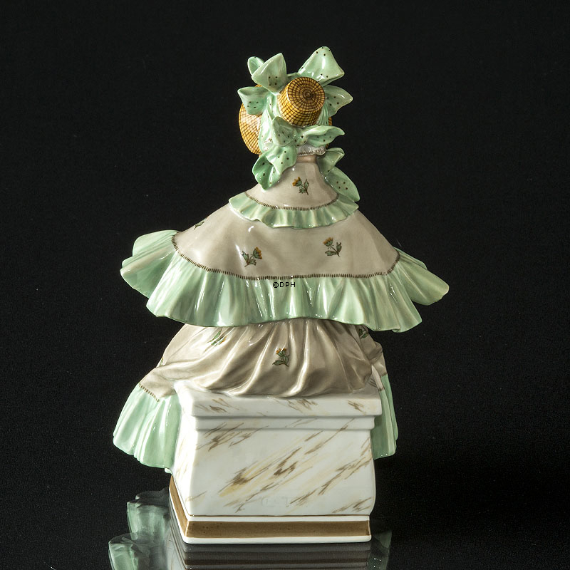 Siddende kvinde med roser, Royal Copenhagen figur nr. 1785 (Meget sjælden)