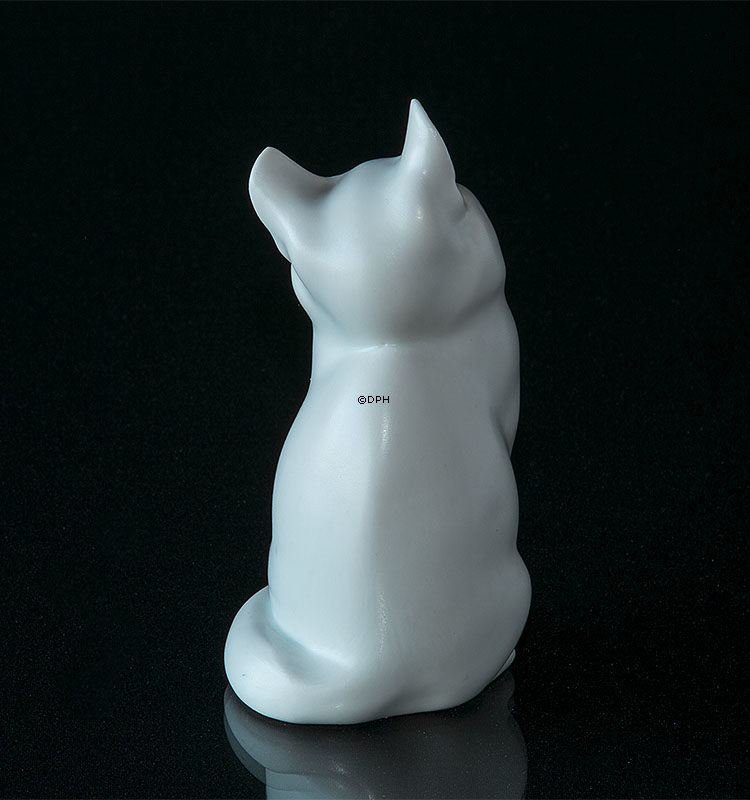 Kat stentøj hvid med brune øjne, Royal Copenhagen figur nr. 1803
