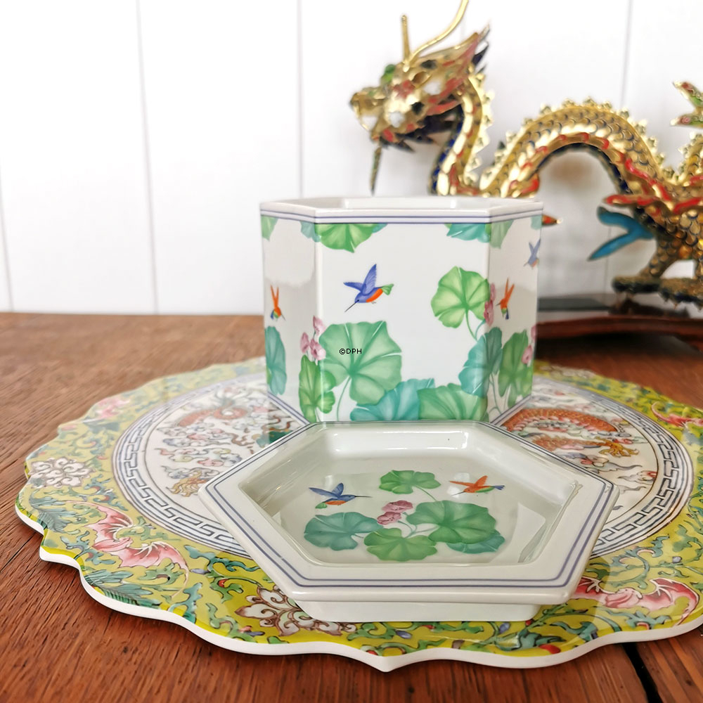 Royal Copenhagen Colibri krukke med låg nr. 1810-5468 (krukke), 1810-5470 (låg)