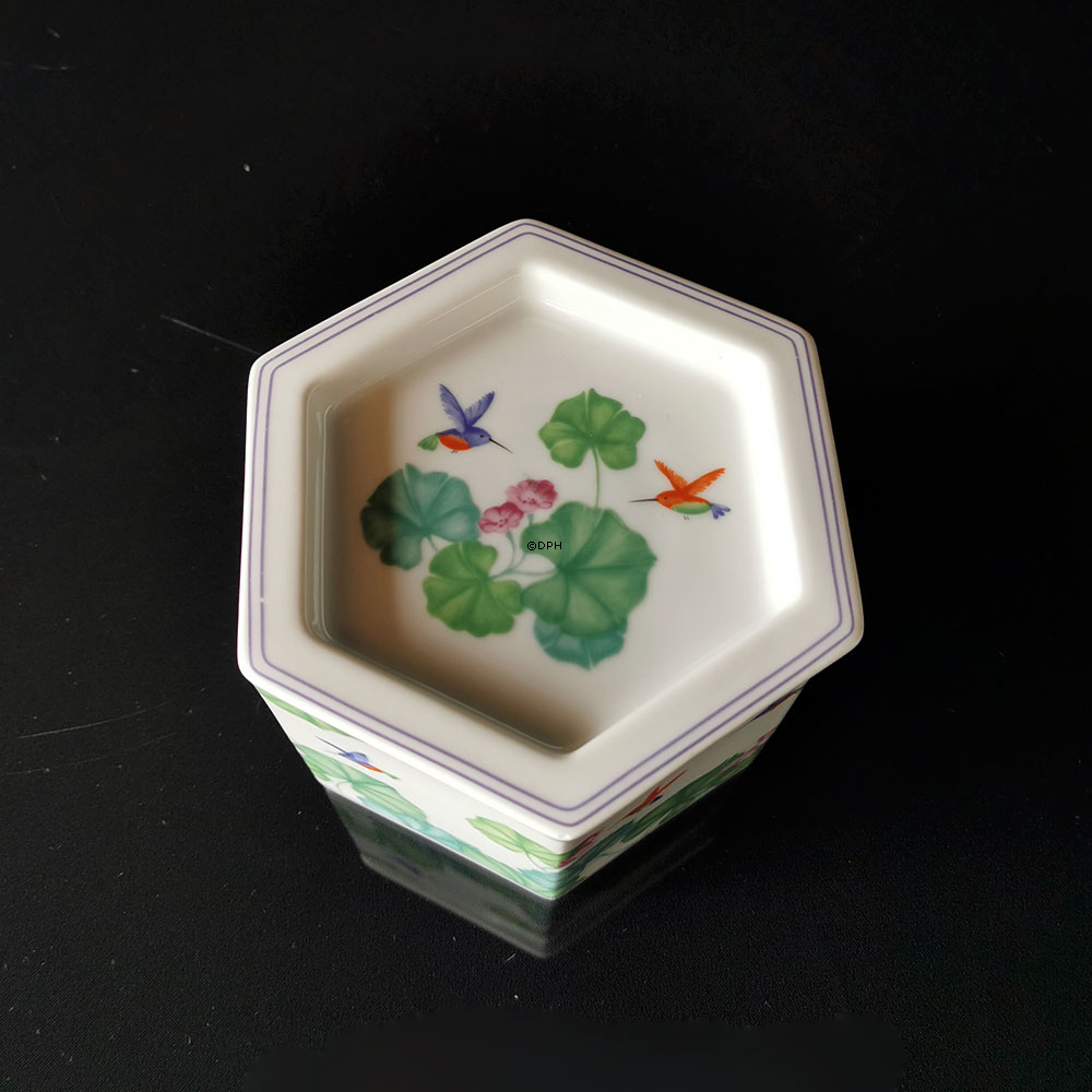 Royal Copenhagen Colibri krukke med låg nr. 1810-5468 (krukke), 1810-5470 (låg)