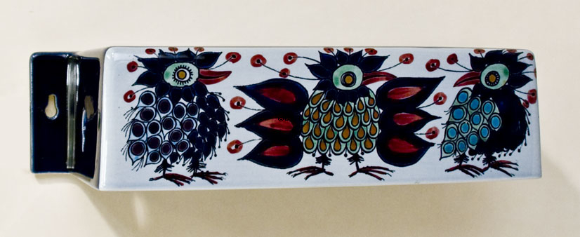 Køkkenrulleholder af Elisabeth Selchau, Royal Copenhagen nr. 183-3659