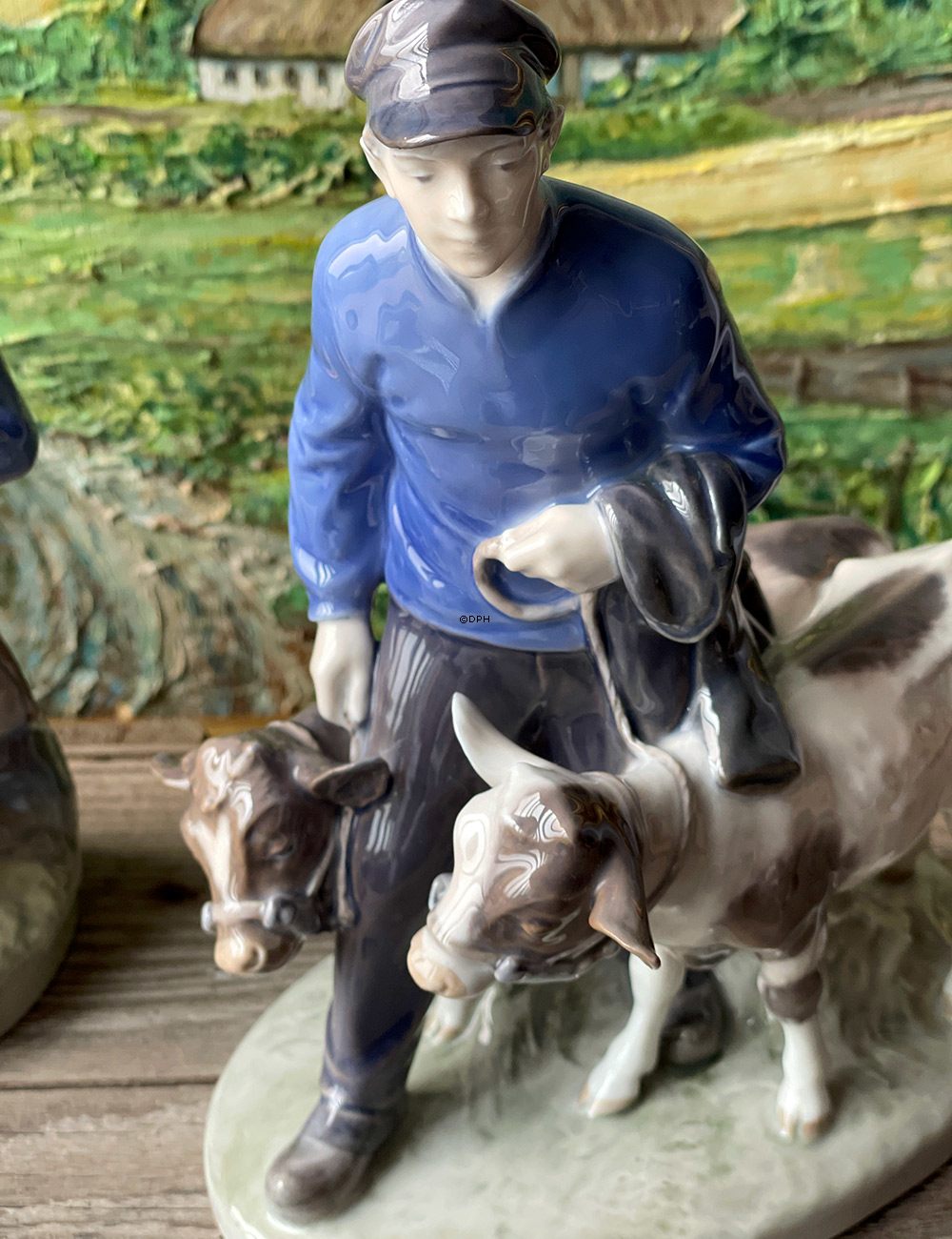 Dreng med to Kalve, Royal Copenhagen figur nr. 117 eller 1858