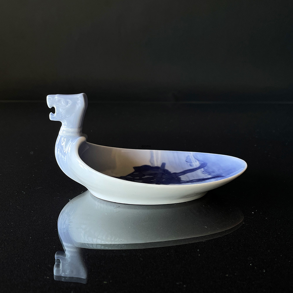 Skål med viking, Royal Copenhagen nr. 187