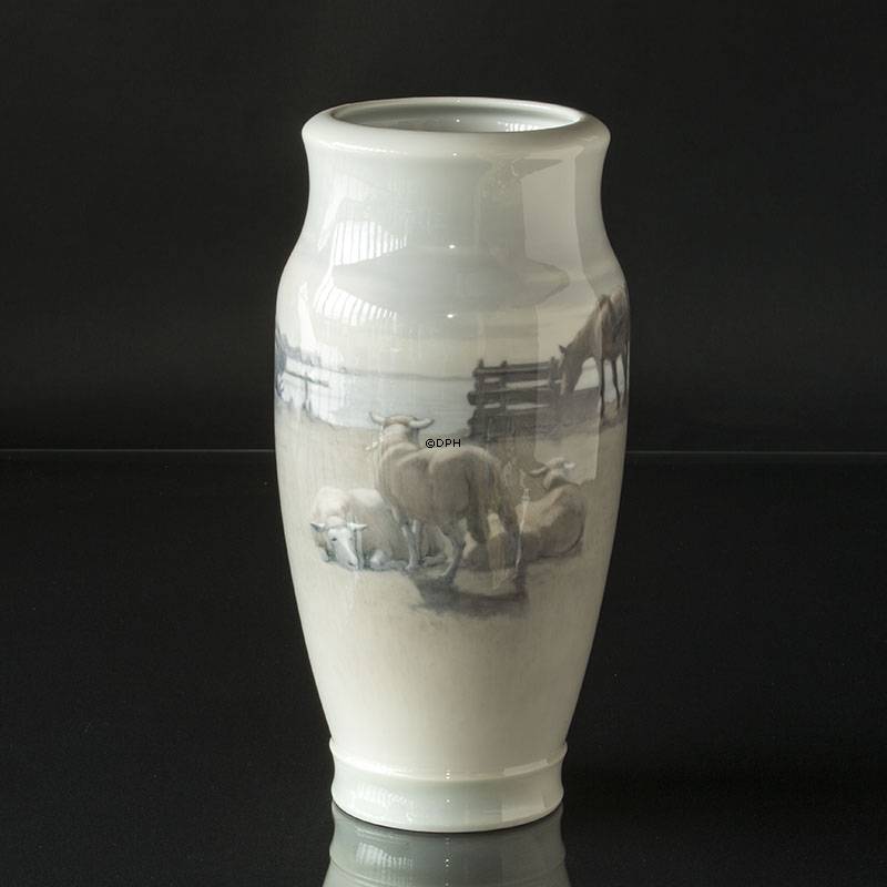 Stor Unica Royal Copenhagen Vase malet af G. Rode, Heste og Får, Signeret: GR 1.3. 1932