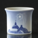Becher / Vase mit Weihnachtsstern und Kirche, Royal Copenhagen Nr. 194