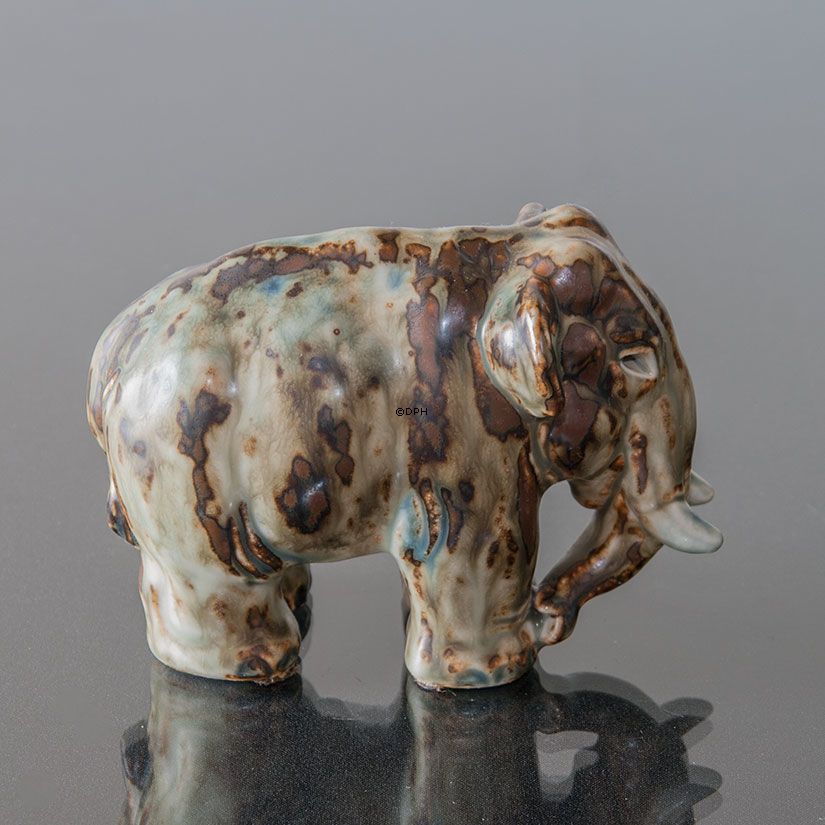 Elefant, Royal Copenhagen stentøjsfigur nr. 20186