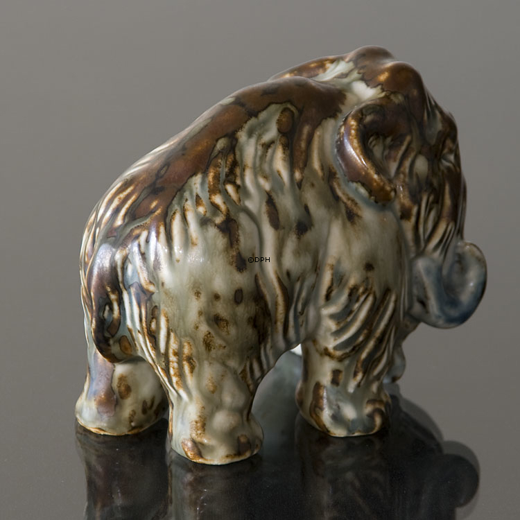 Stående Mammut, Royal Copenhagen stentøjsfigur nr. 20207