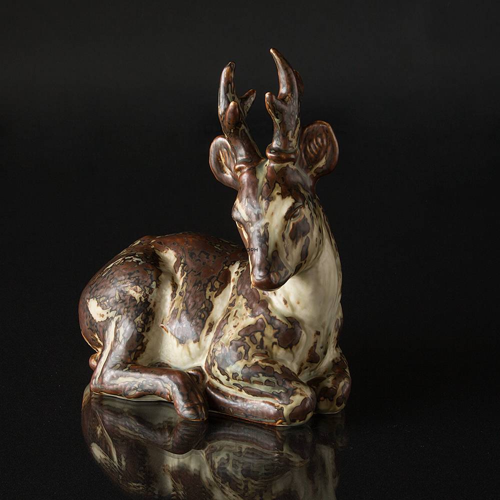 Kronhjort, stentøjsfigur, Royal Copenhagen