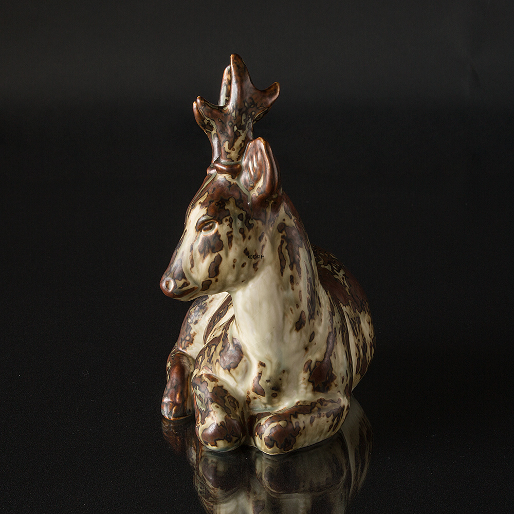 Kronhjort, stentøjsfigur, Royal Copenhagen