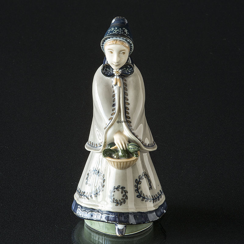 Kvinde med kurv, Royal Copenhagen figur nr. 2085 (1890-1990)