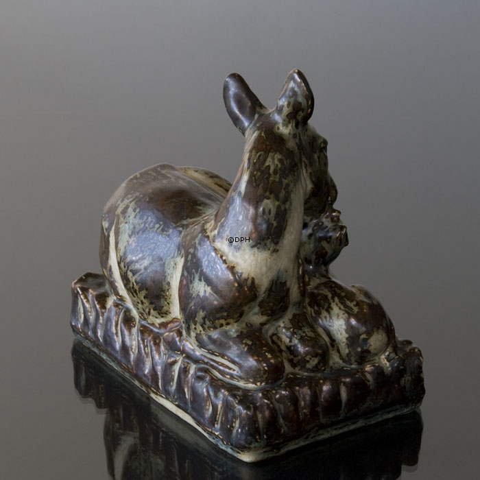 Hjortekid, Royal Copenhagen stentøjsfigur nr. 21239