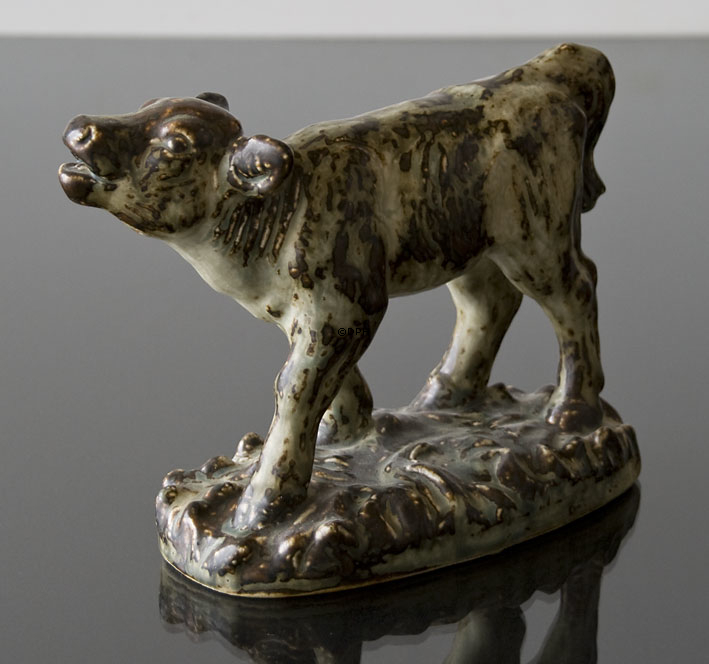 Kalv, Royal Copenhagen stentøjsfigur nr. 21736