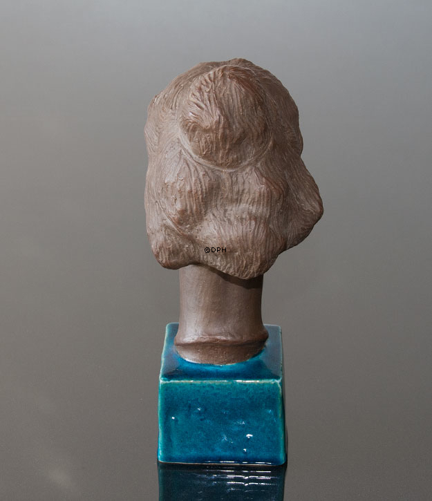 Stentøjsfigur, Royal Copenhagen nr. 21816. Kvinde byste, figur med kvinde hoved, Nana. Designet af Johannes Hedegaard.