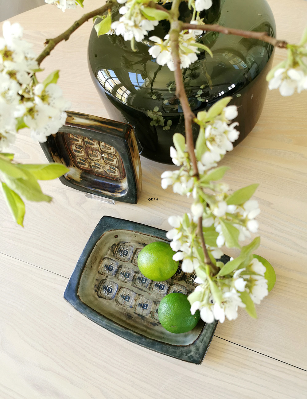 Firkantet stentøjsskål, Royal Copenhagen nr. 21871