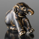 Elefant, Royal Copenhagen Steingutfigur Nr. 240 oder 22740