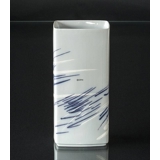 White vase with rushes, Royal Copenhagen No. 22754