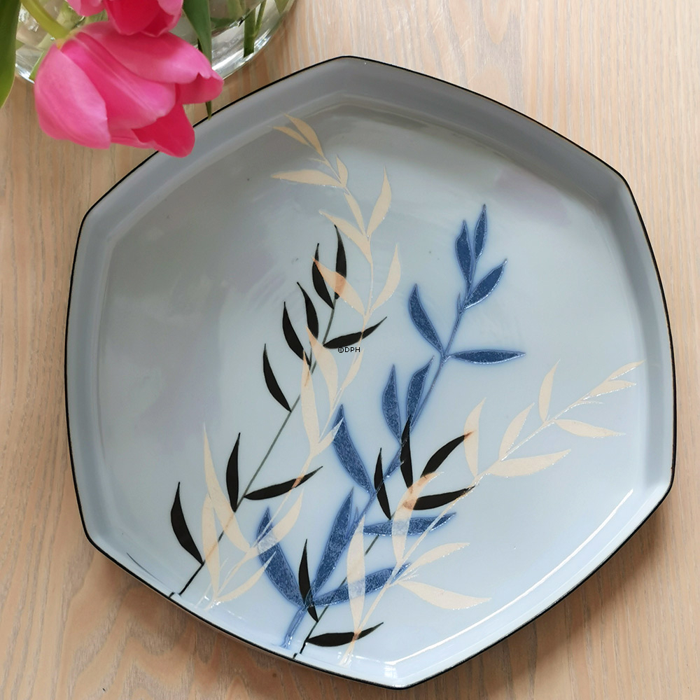 Fajanceskål / bordfad Ivan Weiss, Royal Copenhagen nr. 22781