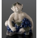 Faun med druer, Royal Copenhagen figur nr. 2361