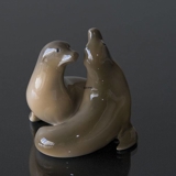 Sealions playing lovingly, Royal Copenhagen figurine no. 2519