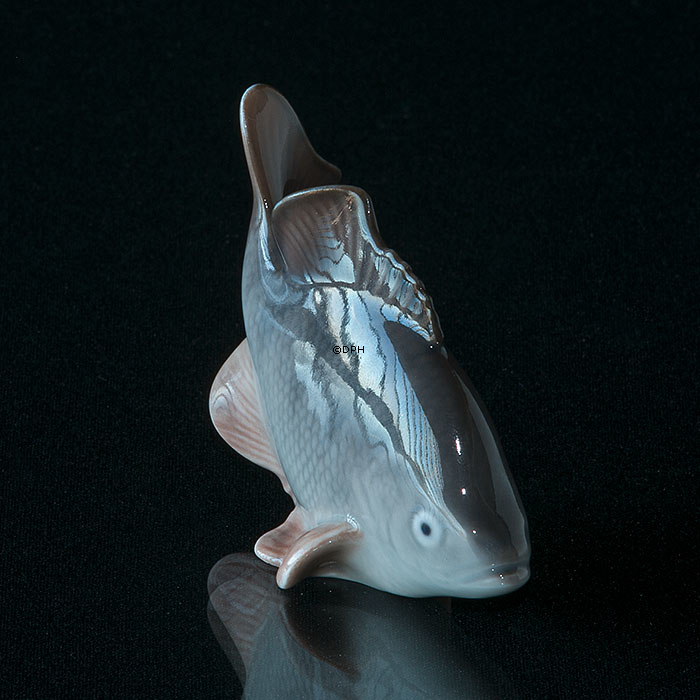Amerikansk Aborre, Royal Copenhagen figur af fisk nr. 2553