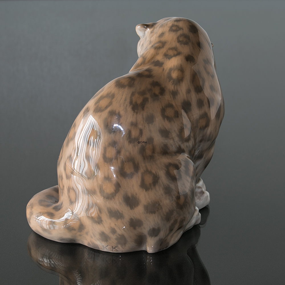 Panter, Royal Copenhagen figur nr. 2555