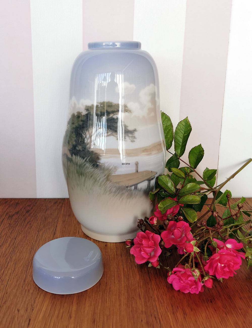 Vase/krukke med bådebro, Royal Copenhagen nr. 2593-871