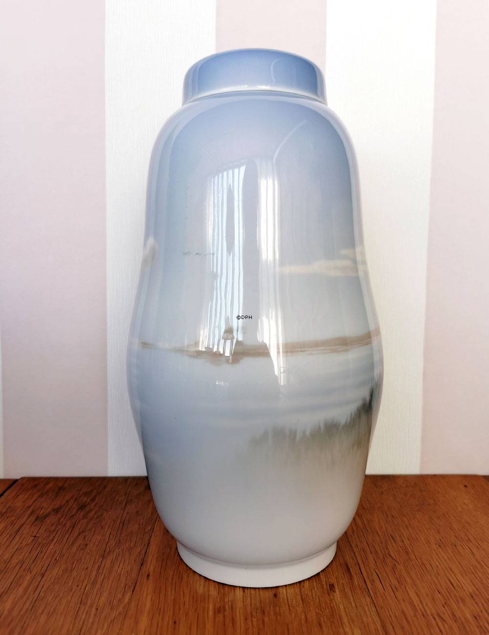 Vase/krukke med bådebro, Royal Copenhagen nr. 2593-871