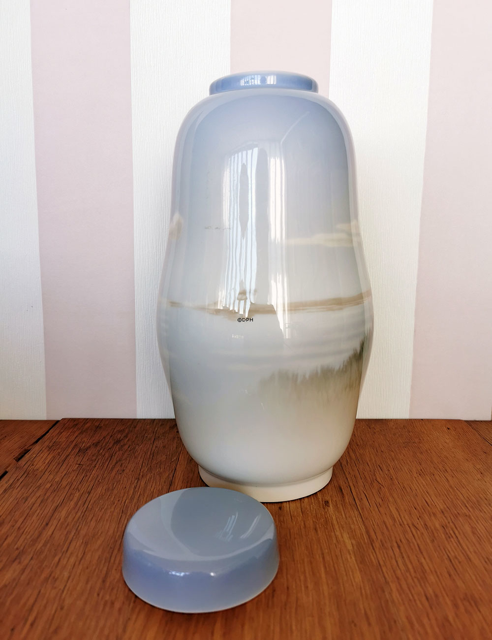 Vase/krukke med bådebro, Royal Copenhagen nr. 2593-871