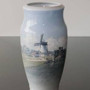 Vase med Landskab, Royal Copenhagen nr. 2634-131 | Nr. R2634-131 | DPH Trading