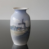 Vase med landskab, Royal Copenhagen nr. 2634-2983