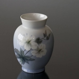 Vase med Anemone, Royal Copenhagen nr. 2667-36
