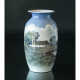 Vase mit Landschaft, Royal Copenhagen Nr. 2751-2983 Ørnebjerghuset Rebild