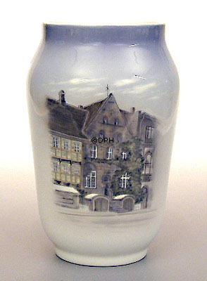 Vase med Huse, Royal Copenhagen nr. 2754-1217