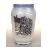 Vase mit Stadtlandschaft, Royal Copenhagen Nr. 2754-1217