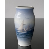 Vase med marine motiv, Royal Copenhagen nr. 2764-2040