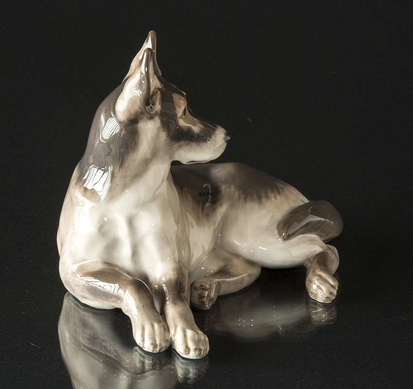 Schæferhund, ligger ned, Stor Royal Copenhagen hundefigur nr. 2803 (1922-1930)