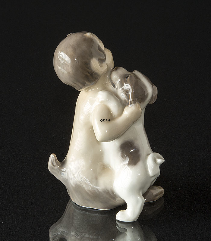Faun med hundehvalp, Royal Copenhagen figur nr. 2823 (Meget sjælden!)