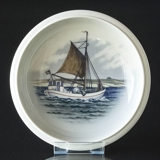 Bowl with seascape, Royal Copenhagen no. 2927-2528