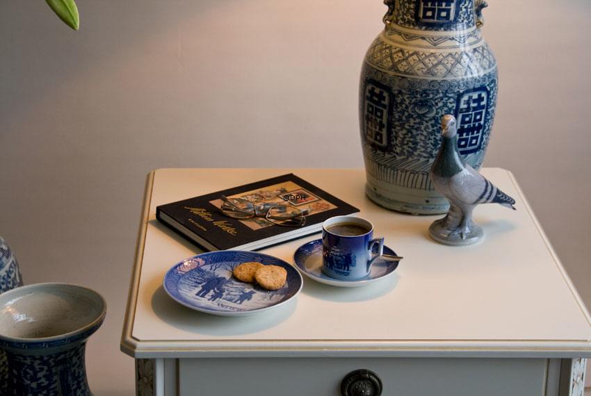 Due, Royal Copenhagen fuglefigur nr. 2933