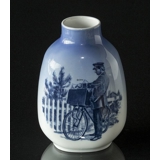 Vase mit Postmann auf Fahrrad von Royal Copenhagen Nr. 299011-5582