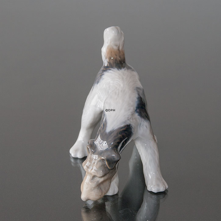 Ruhåret terrier, Royal Copenhagen hundefigur nr. 3020