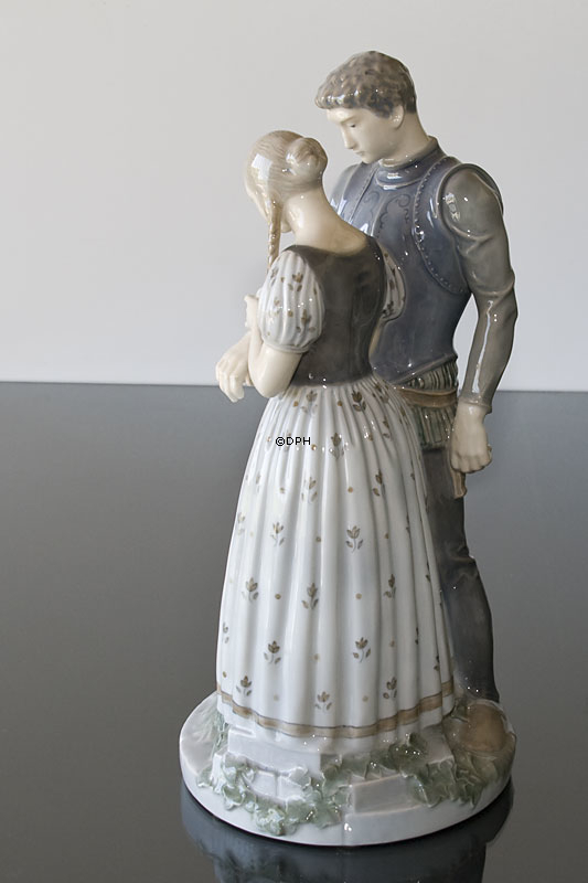Ridder og jomfru, Kæmpe Royal Copenhagen figur nr. 3171