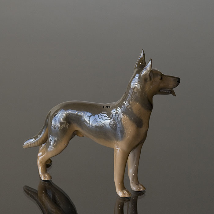 Schæferhund, Royal Copenhagen hundefigur nr. 3261