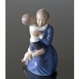 Mutter mit Kind, Royal Copenhagen Figur Nr. 3457