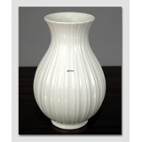 Weiß Gerippt Vase, hergestellt von Royal Copenhagen Nr. 3487